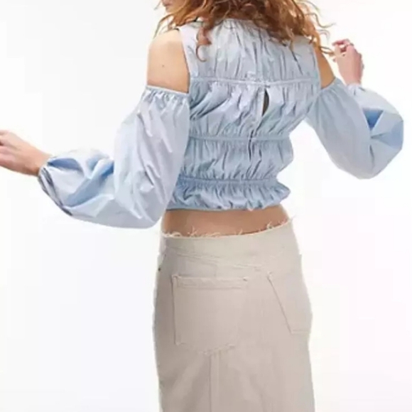 Topshop Shirred Poplin Off The Shoulder Blouse in Blue Size 6 - Picture 8 of 10